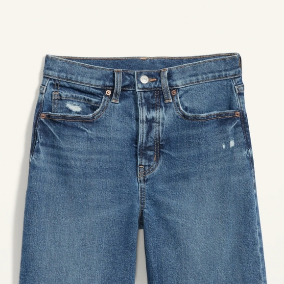 Old Navy hire-rise distressed shorts size 16 - Picture 3 of 6